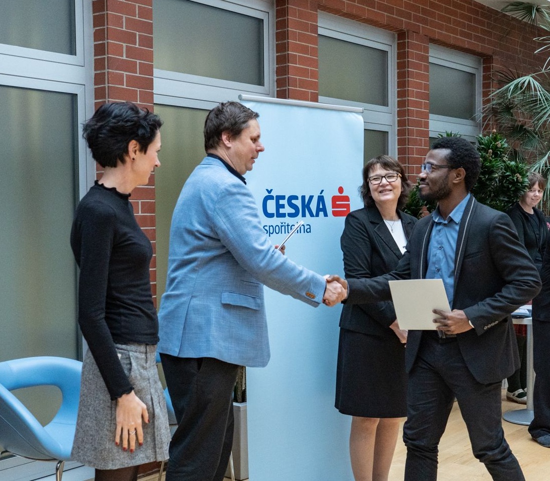 Vedení VŠE ocenilo excelentní studentské odborné práce (ESOP 2019)